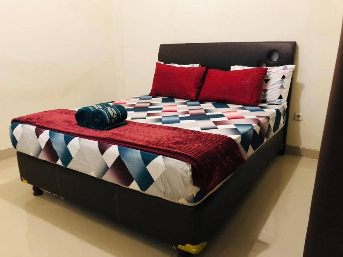 Calliandra Homestay Banyuwangi  Buitenkant foto